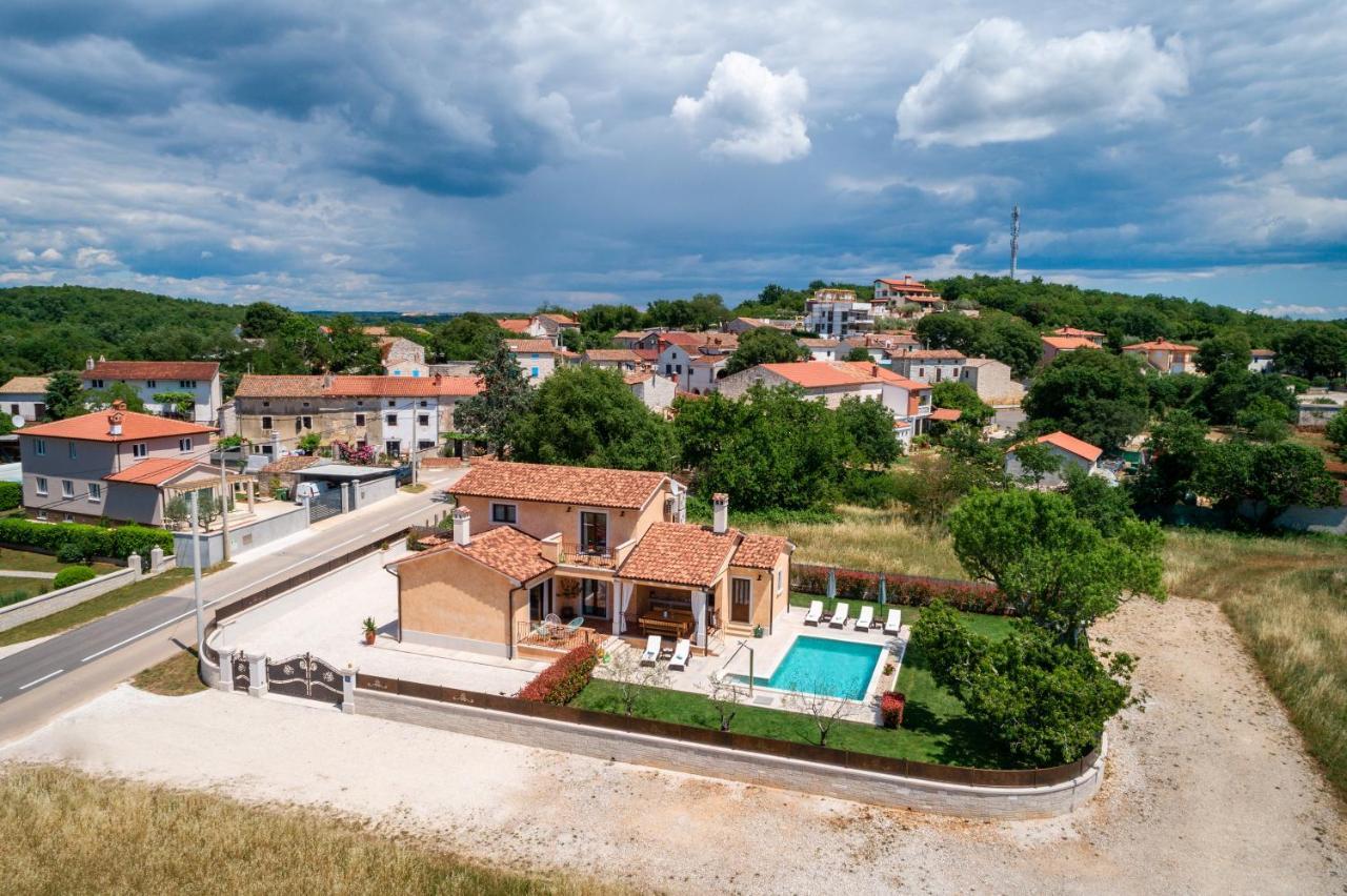 Villa Rotonda Vrsar Exterior photo