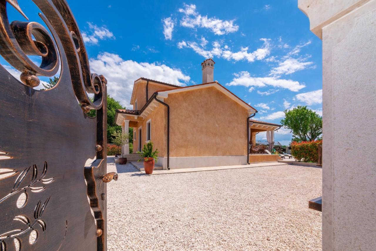 Villa Rotonda Vrsar Exterior photo