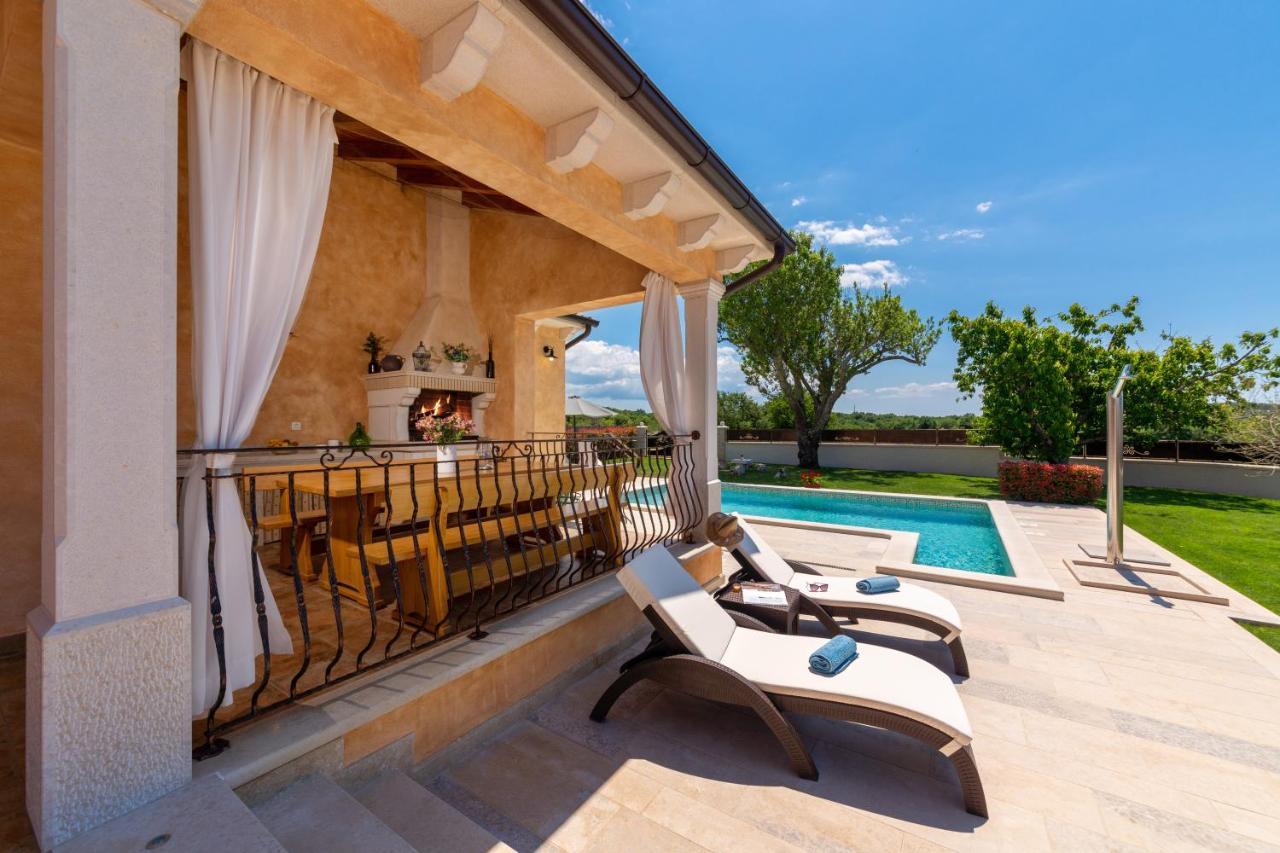 Villa Rotonda Vrsar Exterior photo