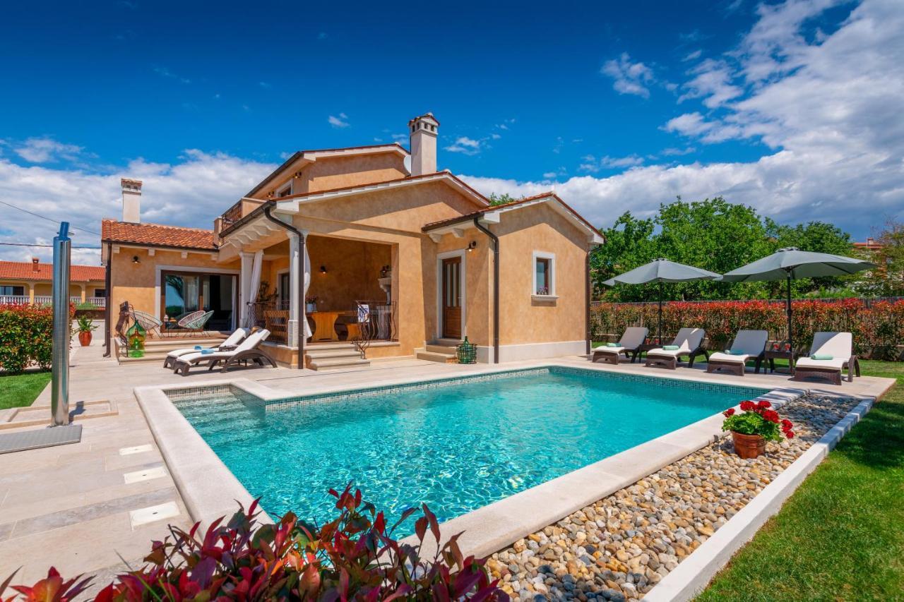 Villa Rotonda Vrsar Exterior photo
